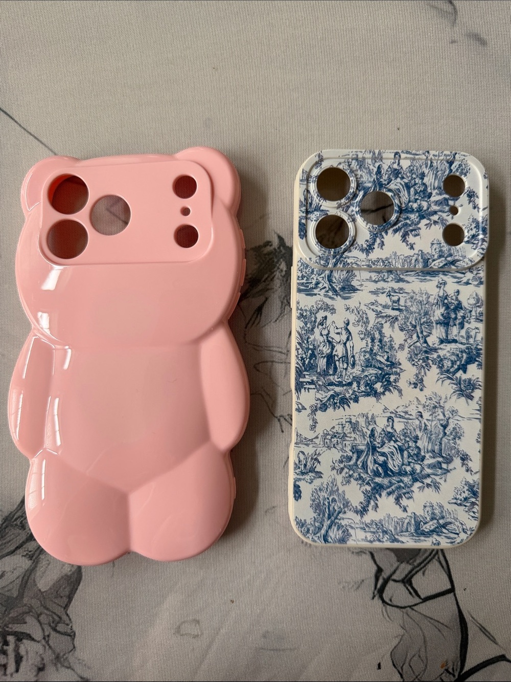 Apple 17 promax phone case  NWT  2 cases